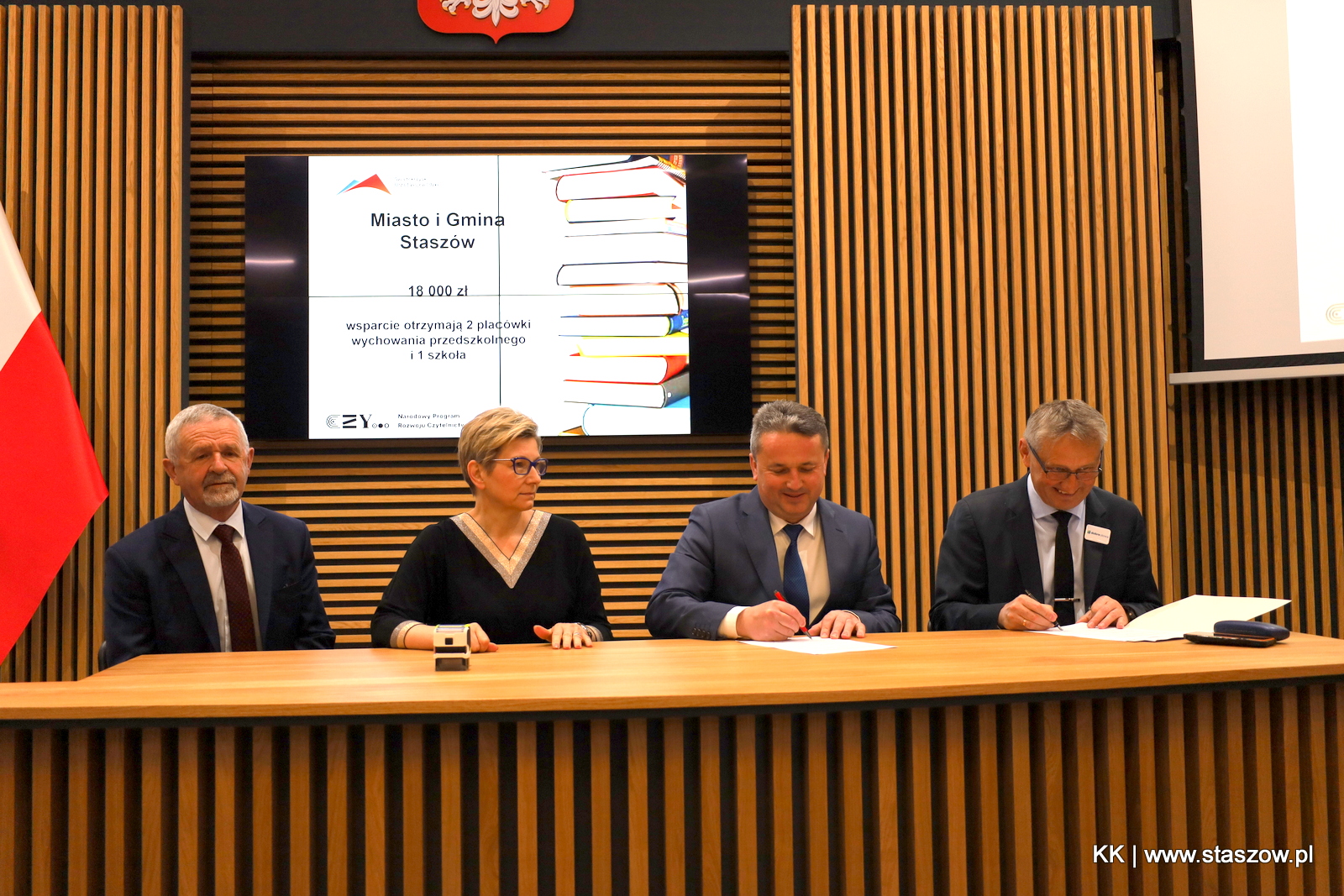 Podpisanie umowy Narodowy Program Rozwoju Czytelnictwa