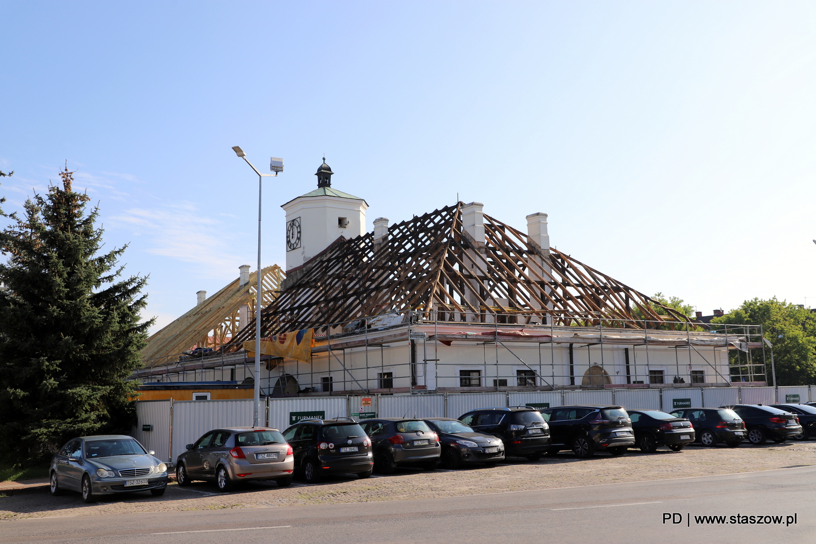 Remont staszowskiego Ratusza w toku