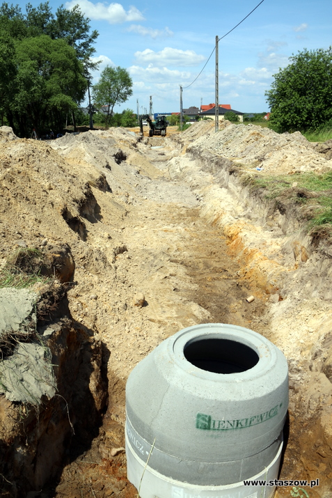na zdjęciu prace na osiedlu Małopolskie